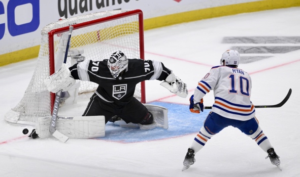 Les Oilers d'Edmonton et les Kings de Los Angeles sont tous deux des équipes de Wayne Douglas Gretzky